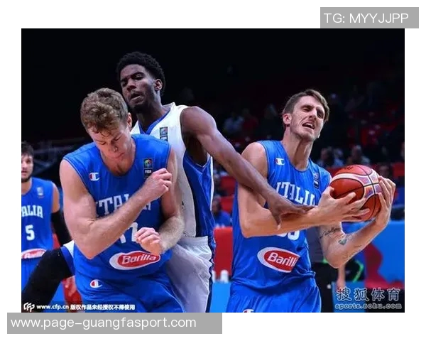 意大利发布海报支持以色列小曼奇尼雷特吉埃斯波西托共同出镜